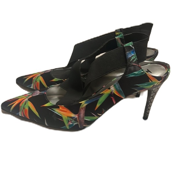 J. Renee, Back Out, Close Toe Heels, Multi Colors, Size 11 - Picture 3 of 7